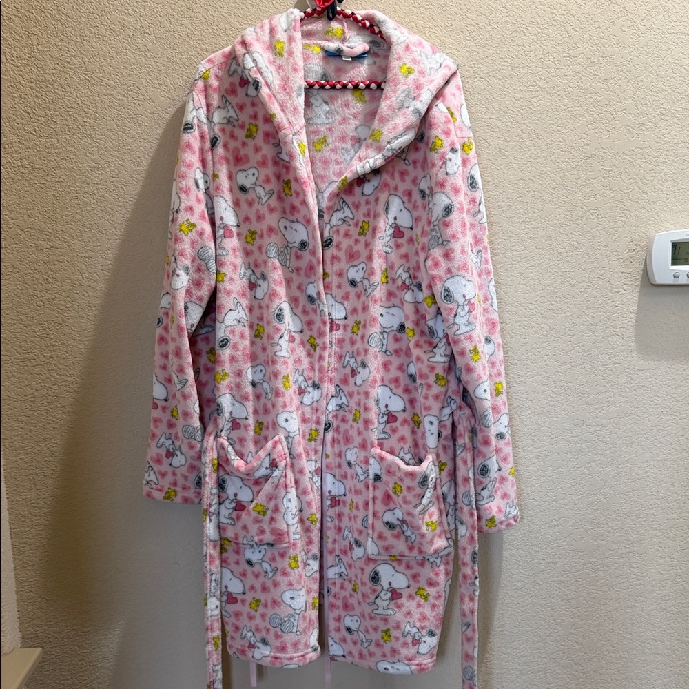 Pink Snoopy Fleece Hooded Robe Woodstock